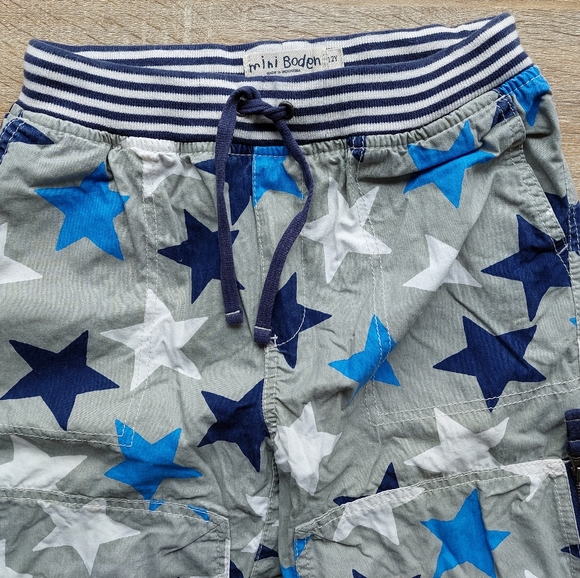 2013 (v)guc Mini Boden star shorts size 12 - Picture 2 of 15